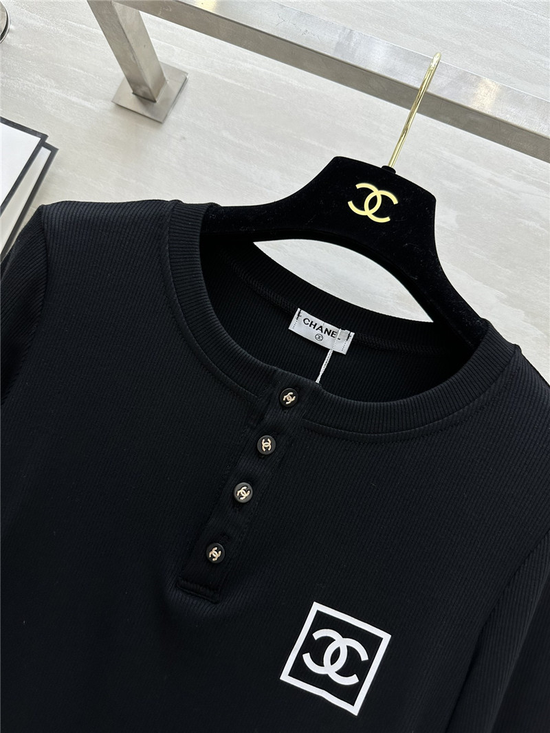 Ch**el logo embossed long sleeve top