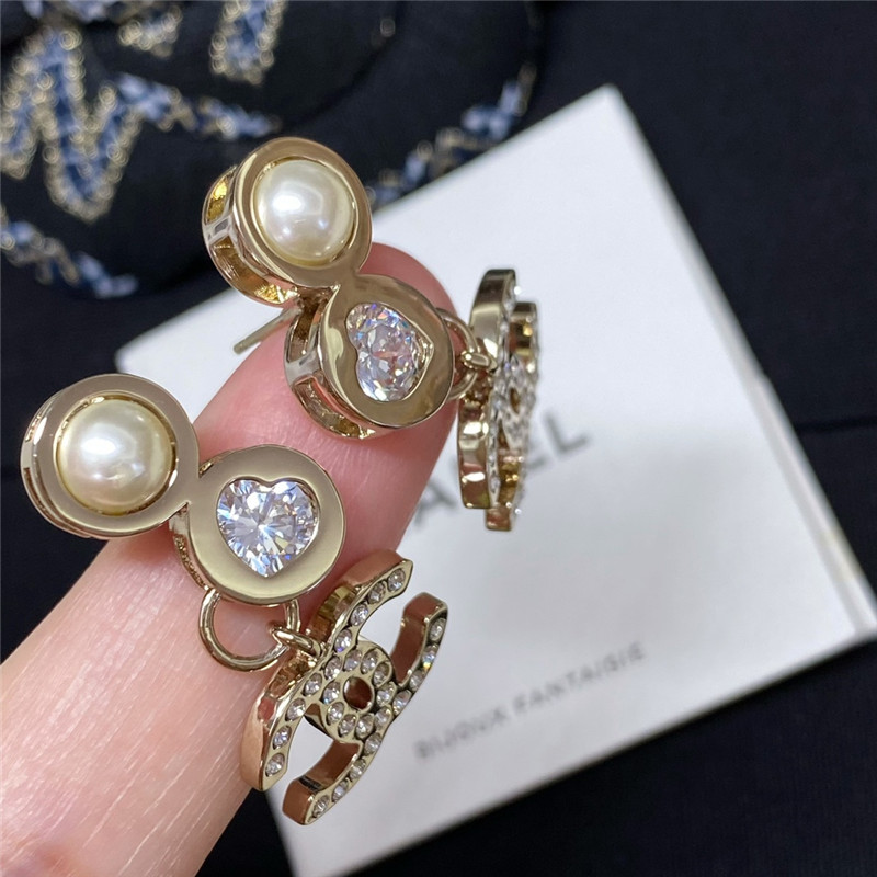 Ch**el round hanging c earrings