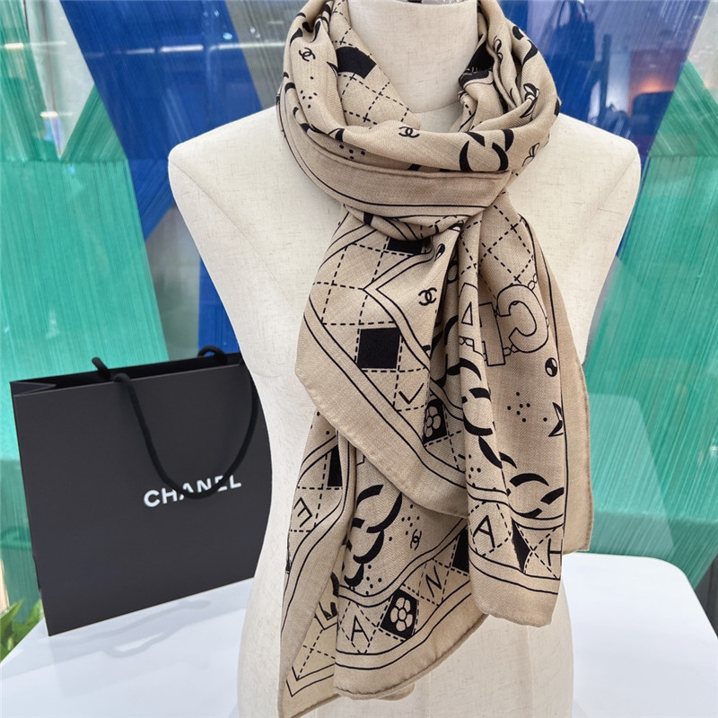 Ch**el chain logo long scarf