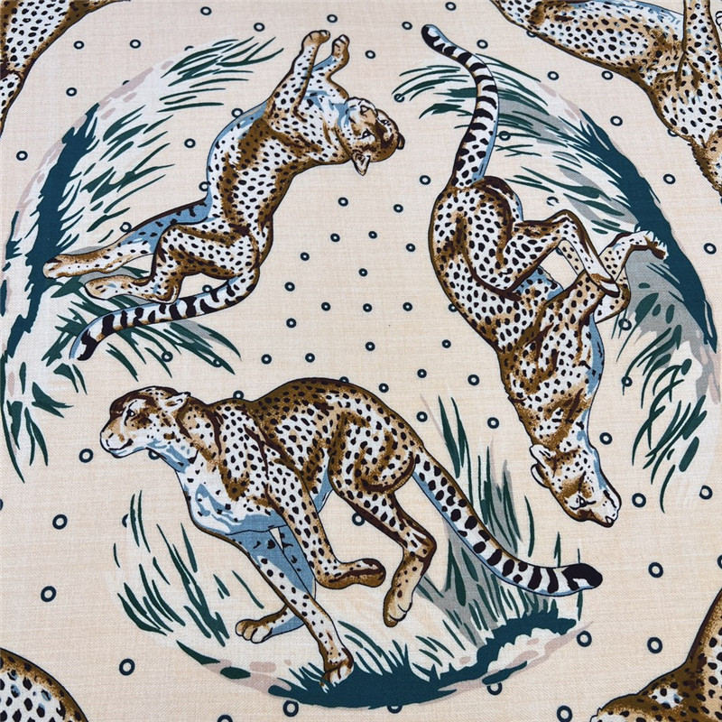 H**me5 double-sided silk scarf