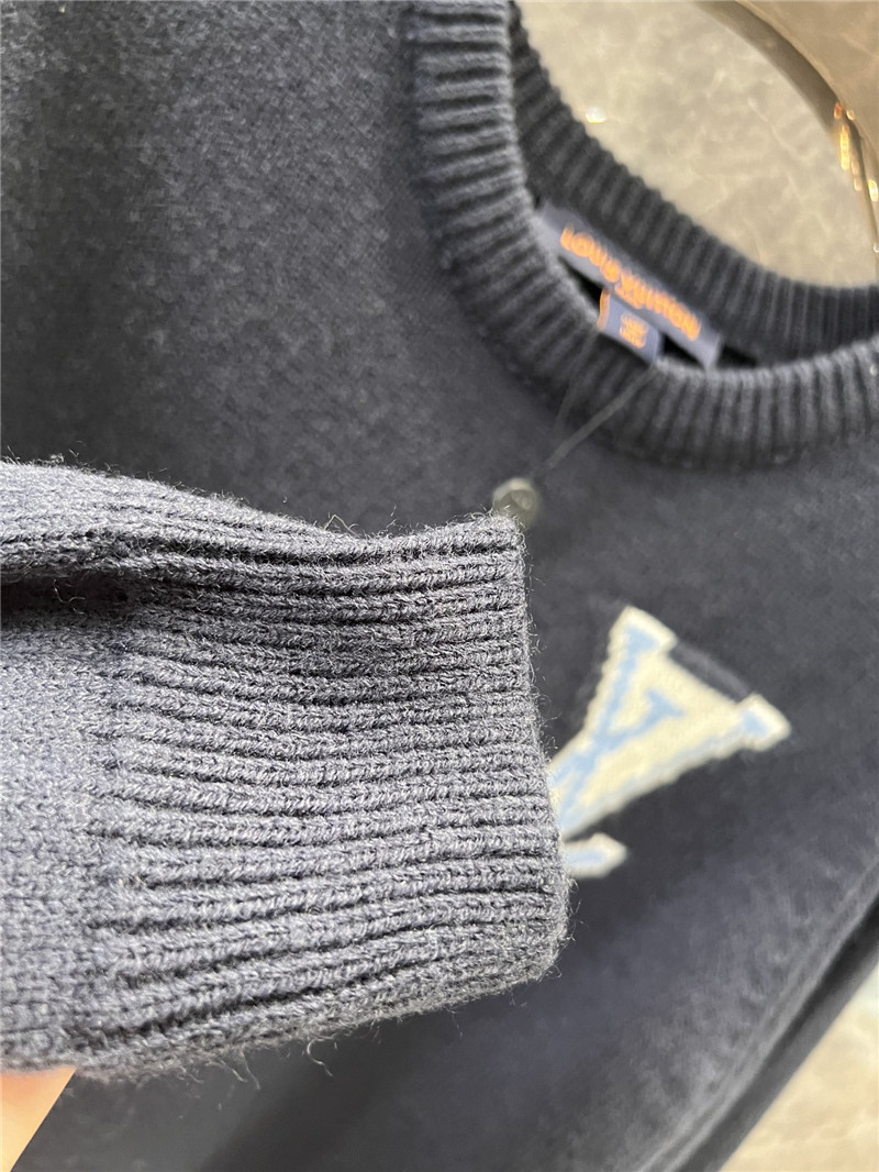 l0vis Vvtt0n chunky wool blend jumper in grey