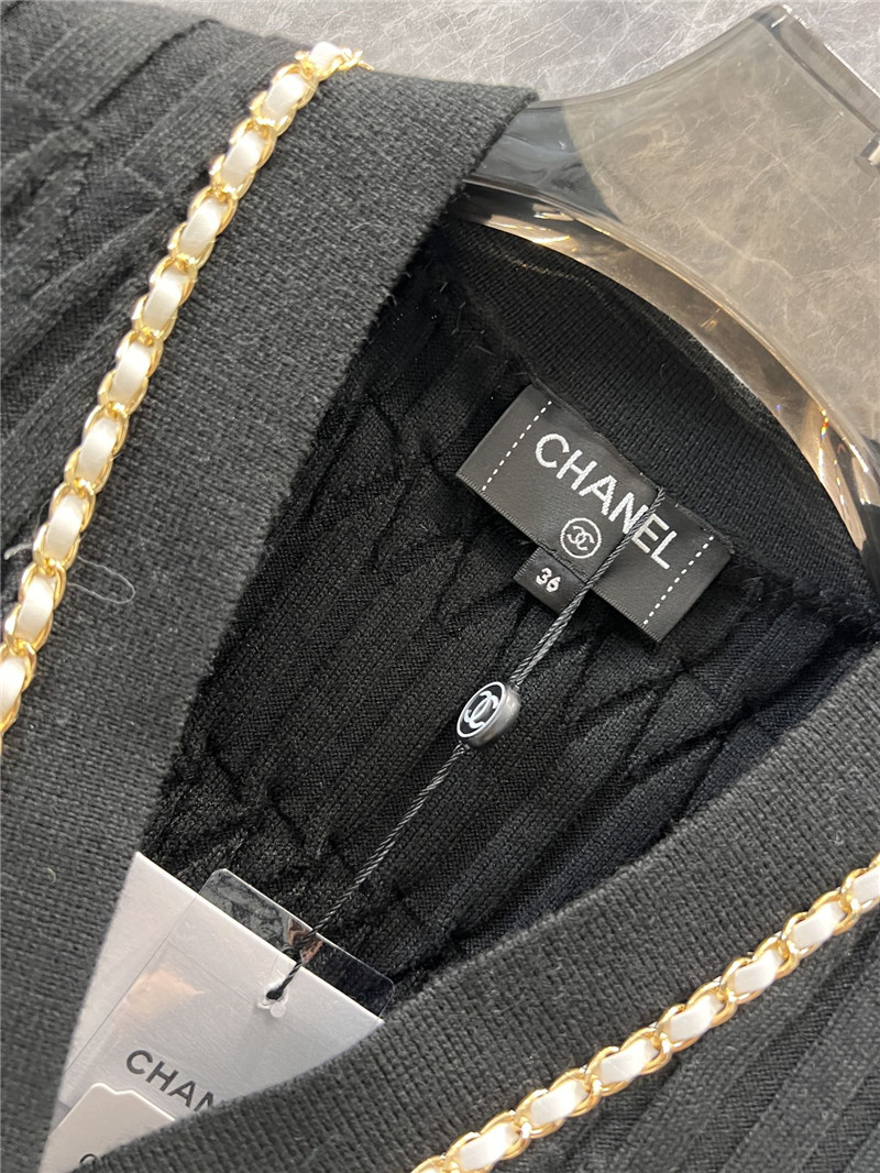Ch**el chain pocket ribbed cardigan black