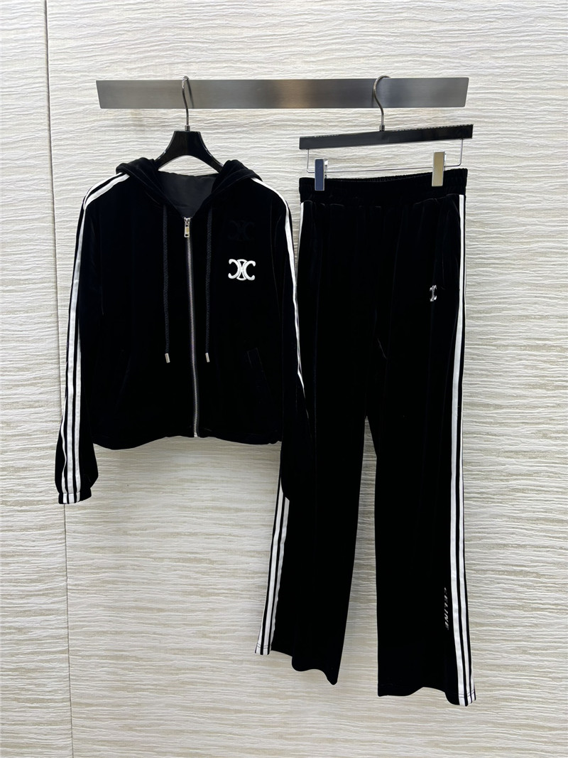 Ce1i*e hooded velvet suit