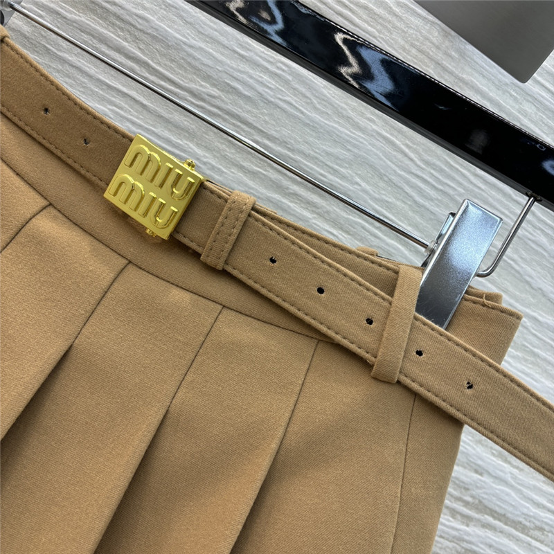 M1um1u suit jacket + belt pleated skirt set