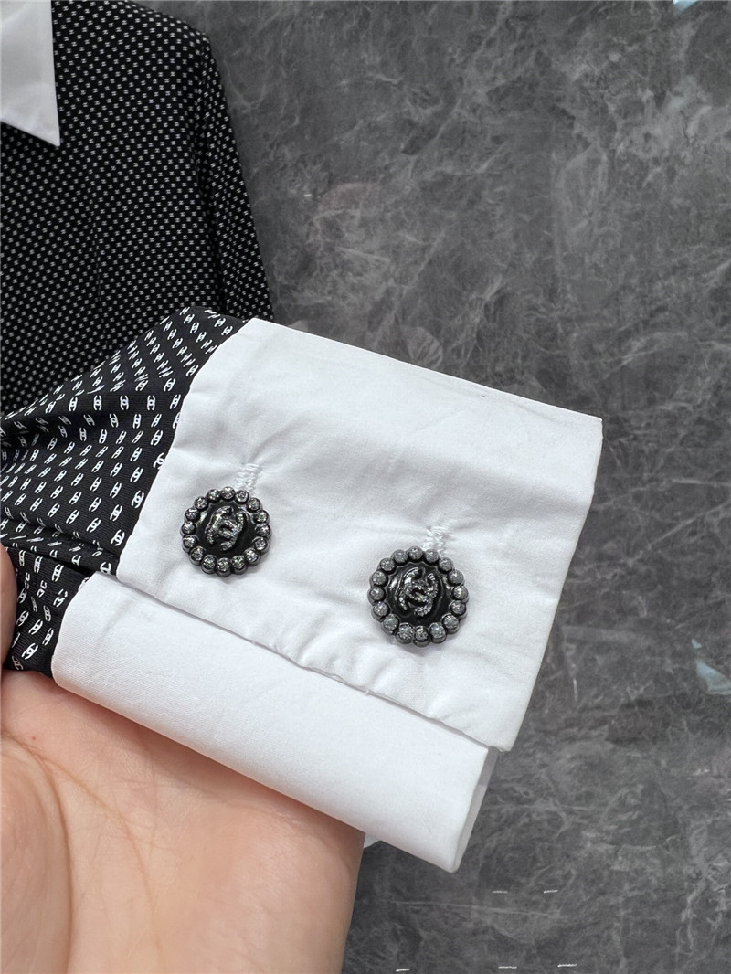 Ch**el button down long sleeve shirt