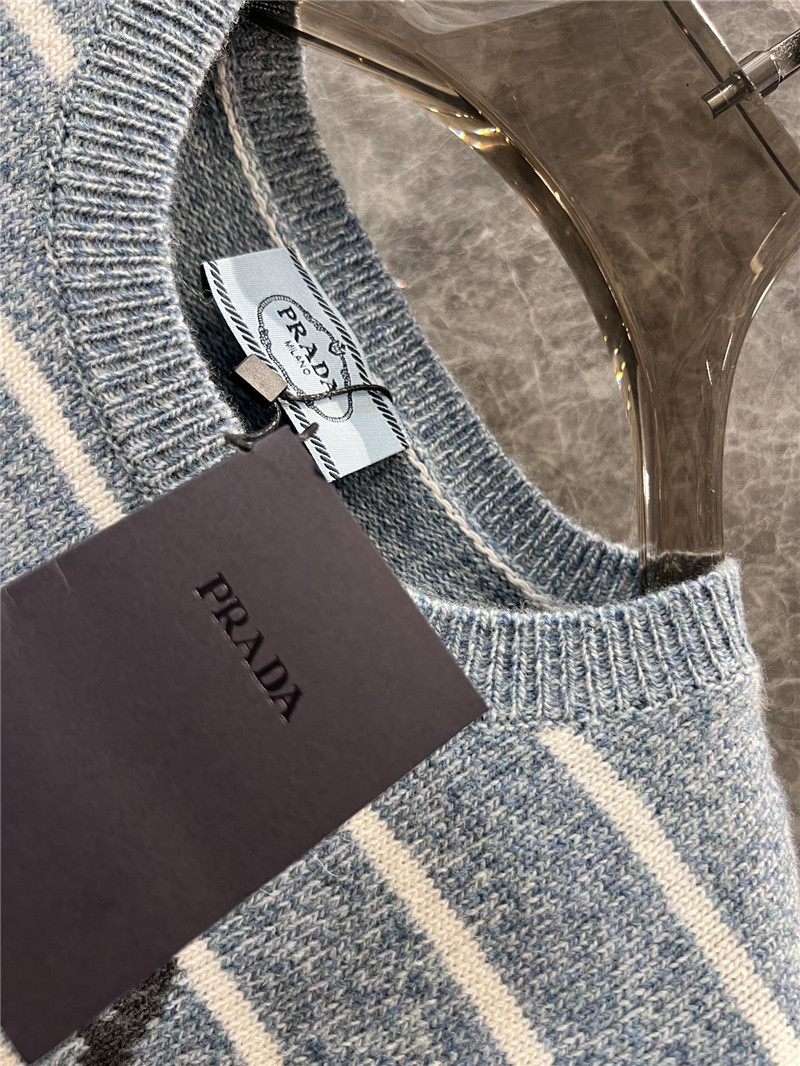 Pra*a striped rib knit sweater blue/white