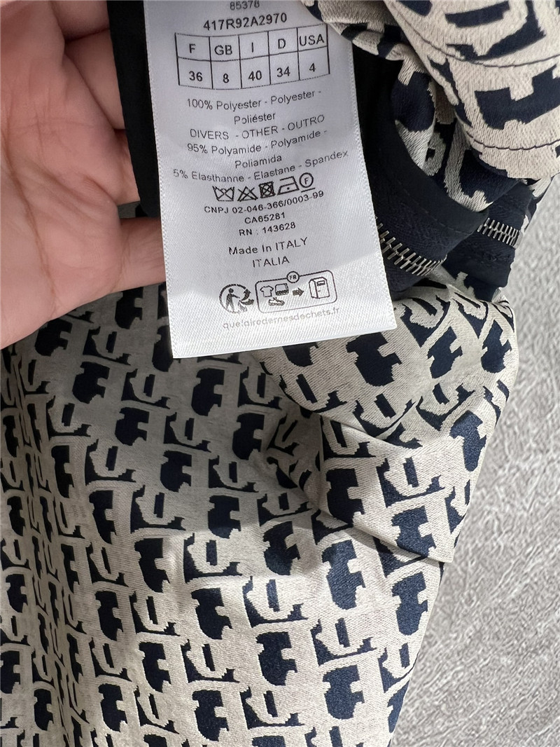 D10r old flower dress