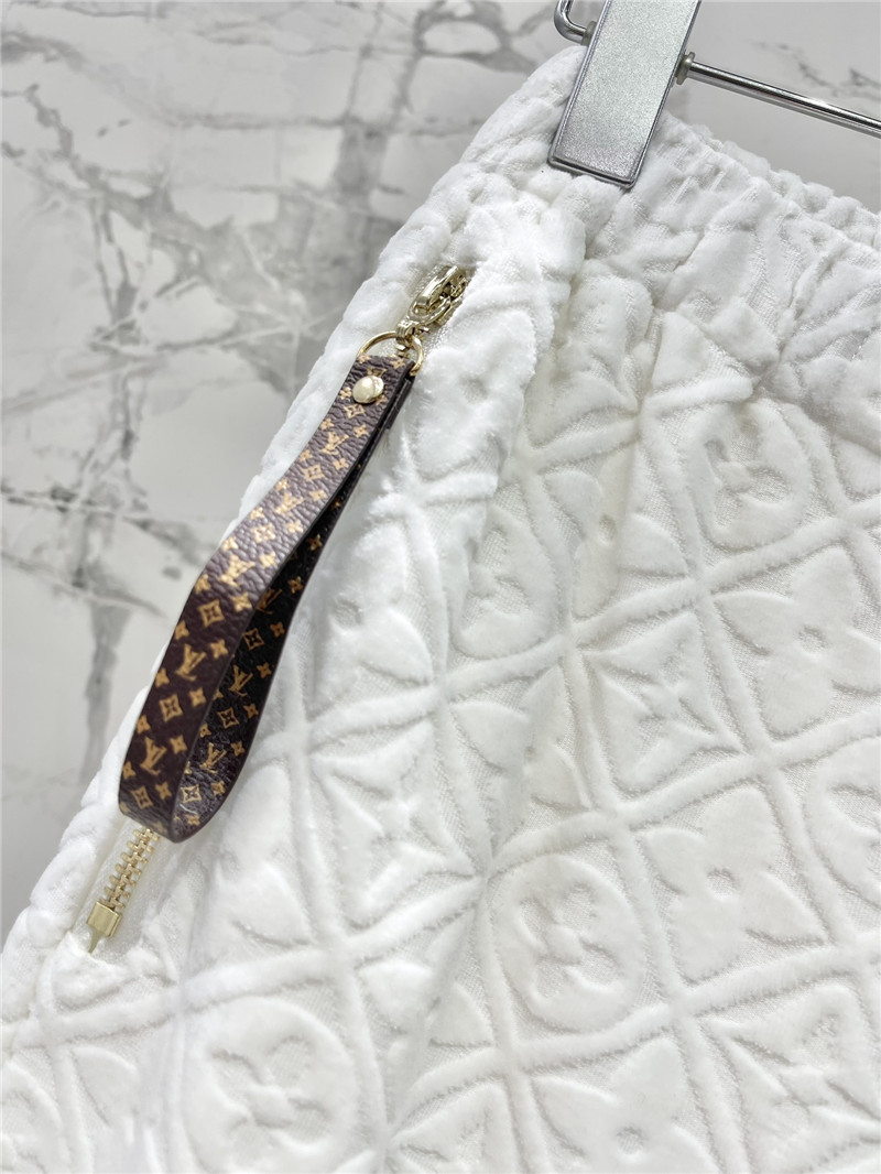 l0vis Vvtt0n lv casual pants