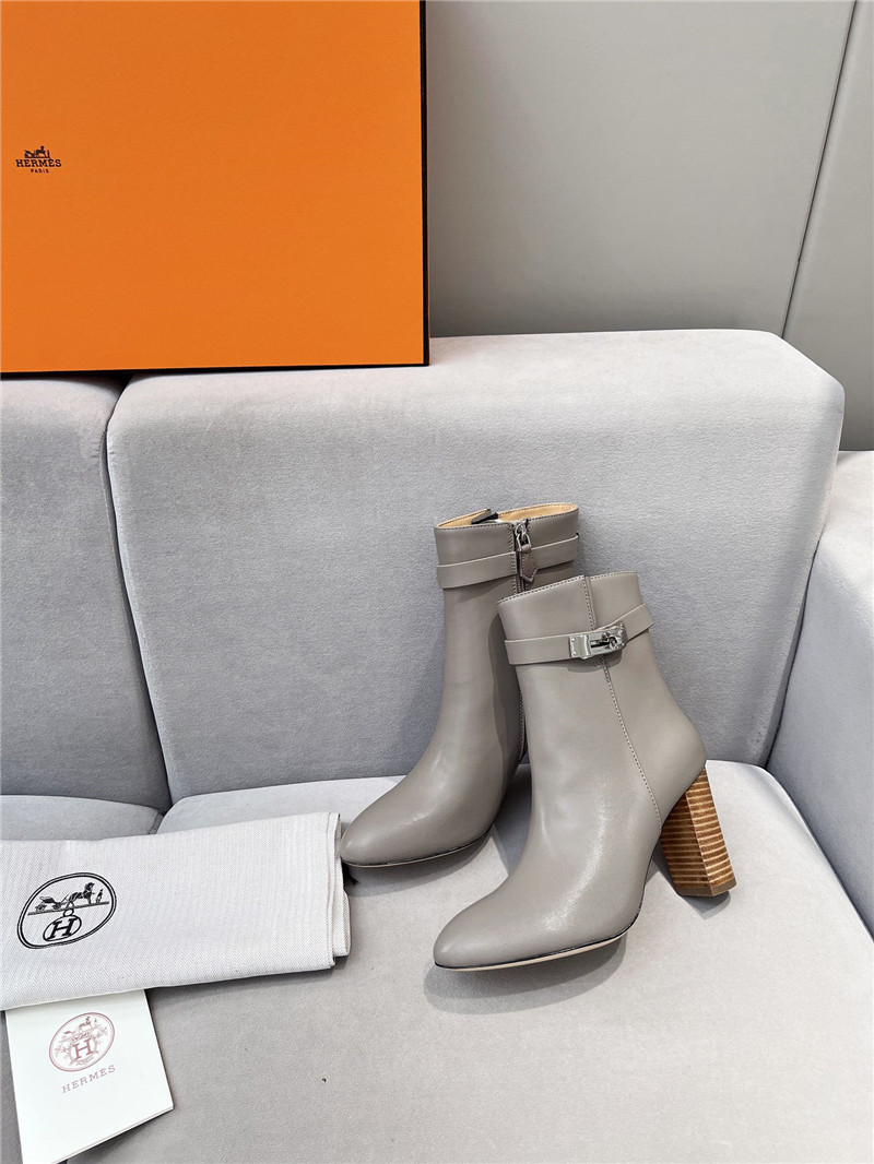 H**me5 saint germain women’s ankle boot in gray