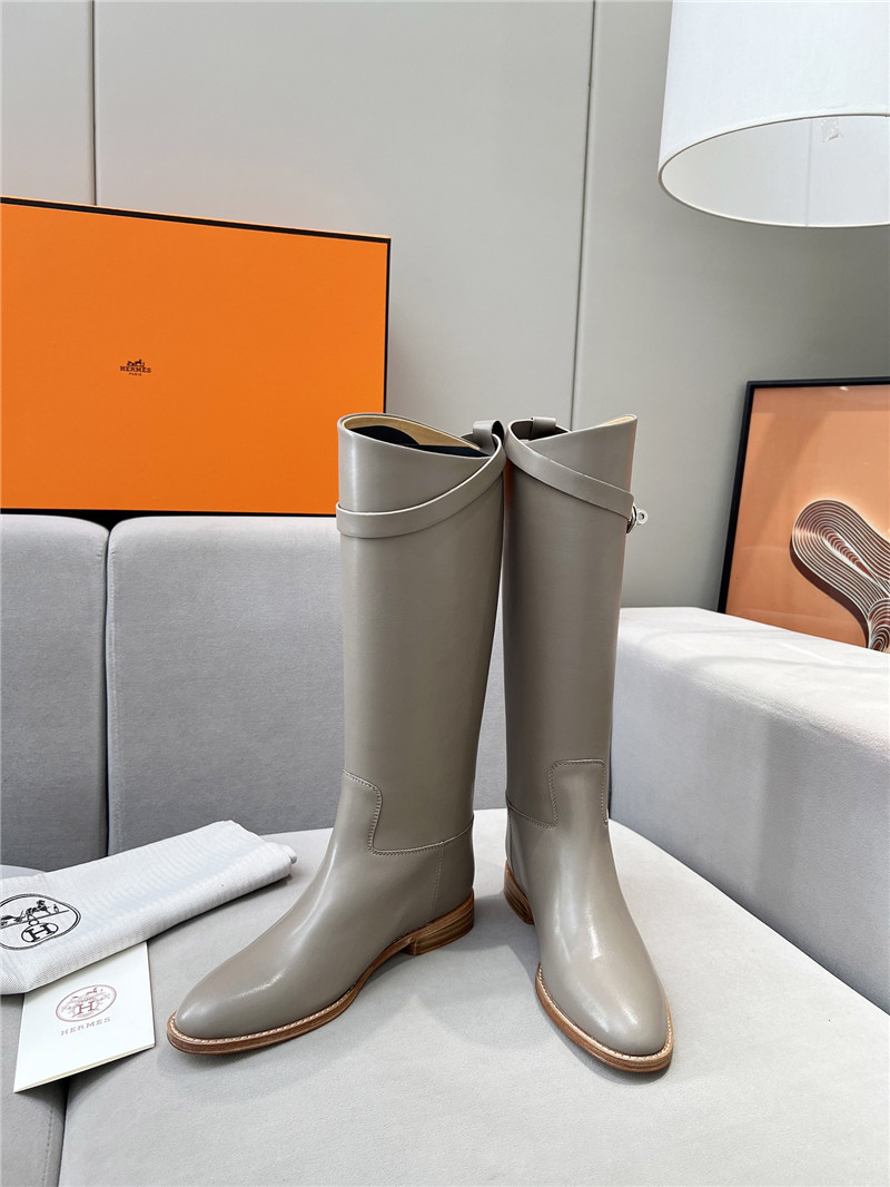 H**me5 jumping calfskin boot in gray