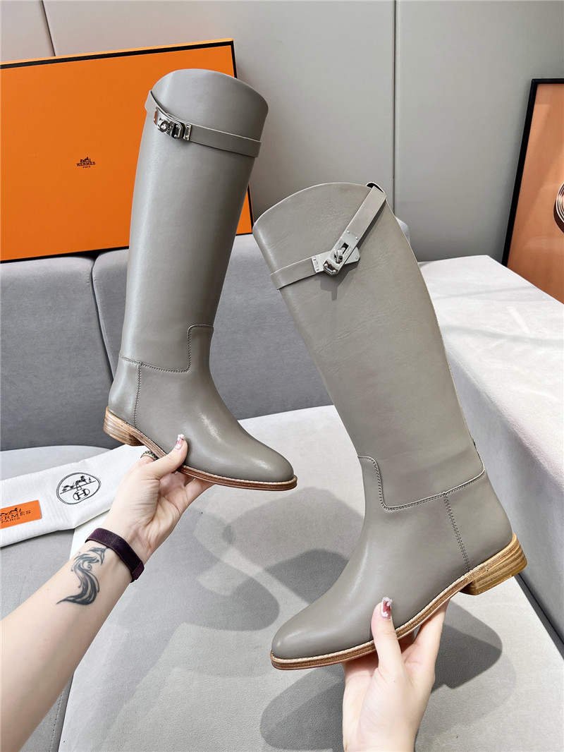 H**me5 jumping calfskin boot in gray