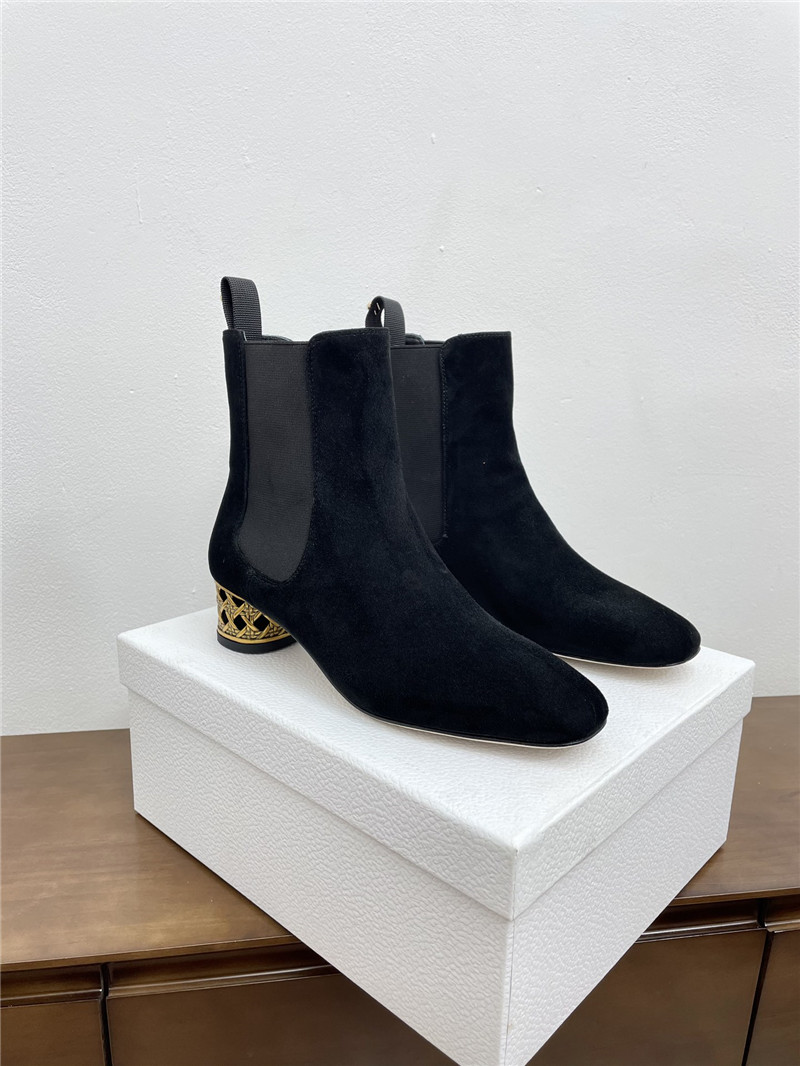 D10r icon 40mm suede ankle boots