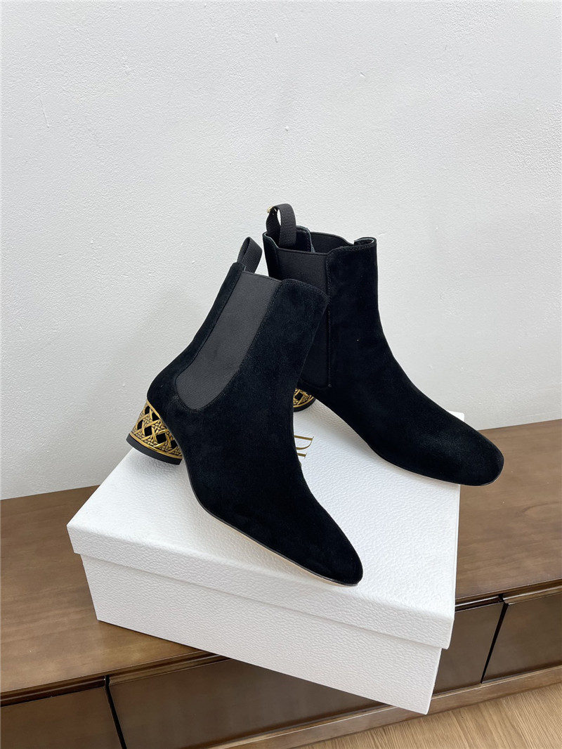 D10r icon 40mm suede ankle boots