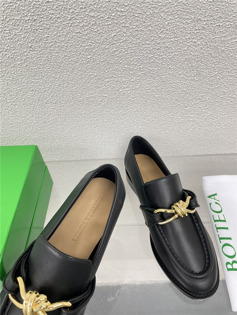 b0tt*ga Ven*ta astaire metallic loafer in black calfskin