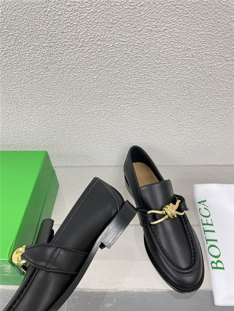 b0tt*ga Ven*ta astaire metallic loafer in black calfskin