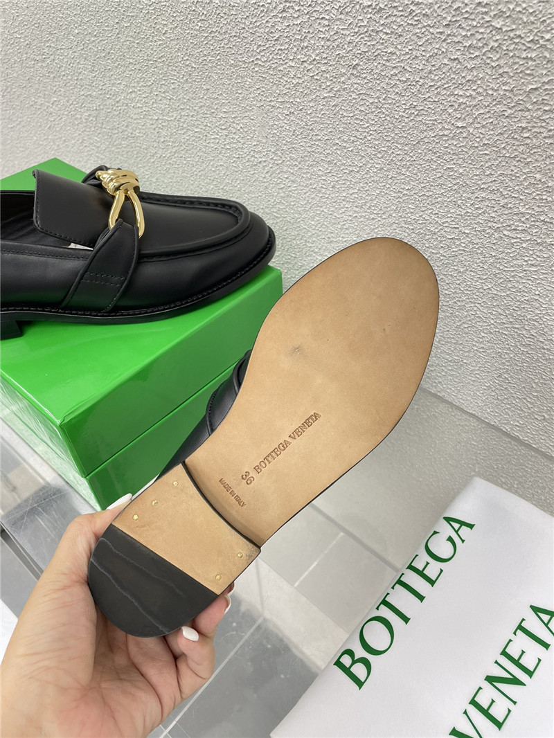 b0tt*ga Ven*ta astaire metallic loafer in black calfskin