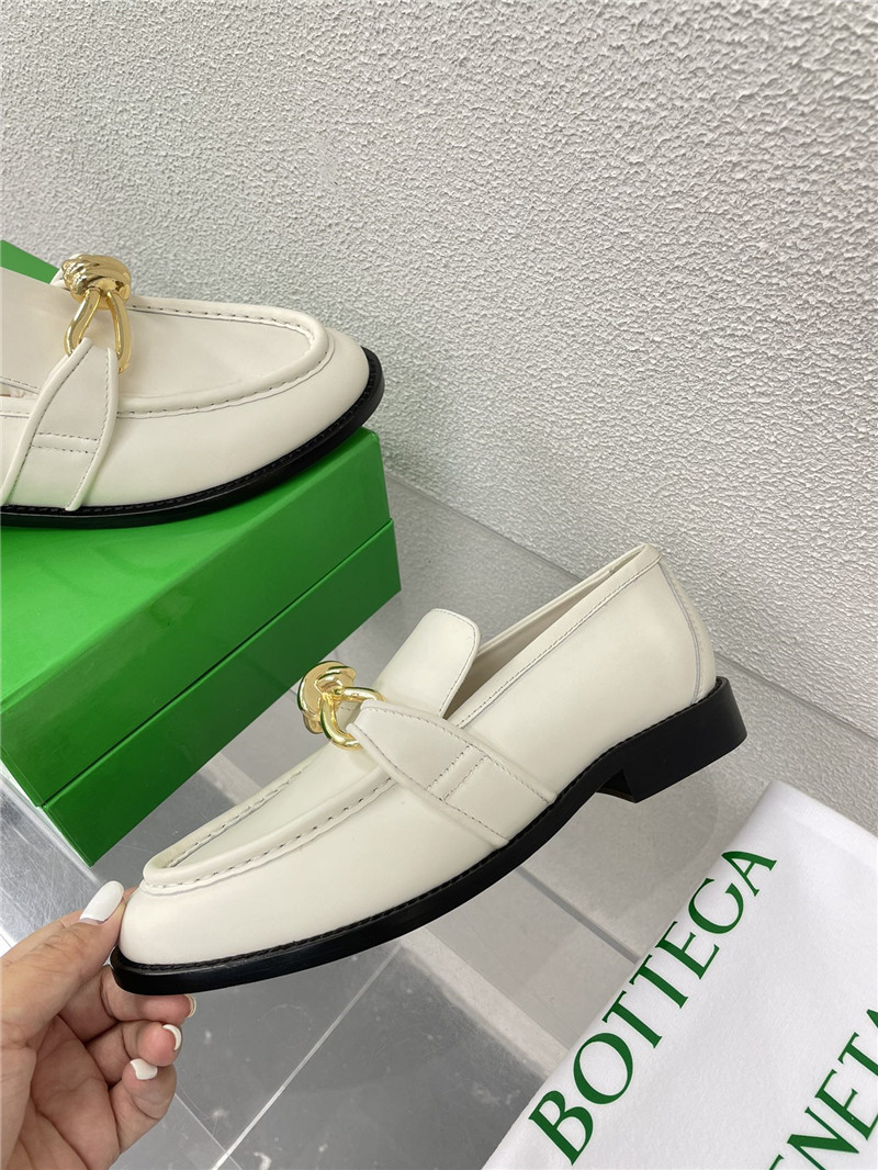 b0tt*ga Ven*ta astaire metallic loafer in white calfskin