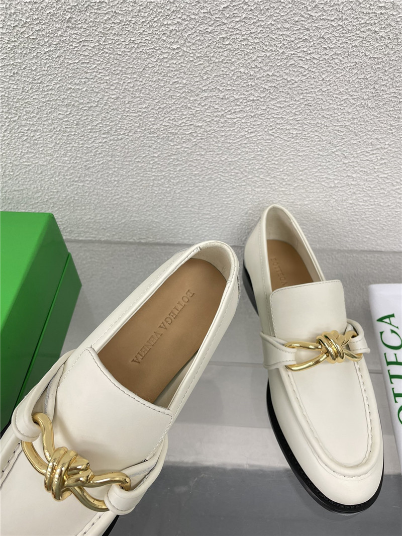 b0tt*ga Ven*ta astaire metallic loafer in white calfskin