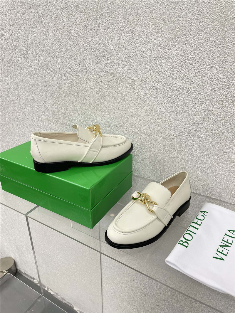 b0tt*ga Ven*ta astaire metallic loafer in white calfskin