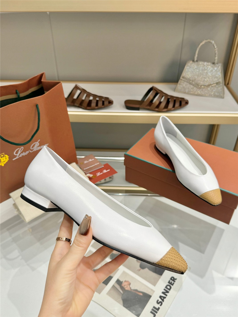 L0r0 P1ana rebecca ballet flats in nougat/milk calfskin