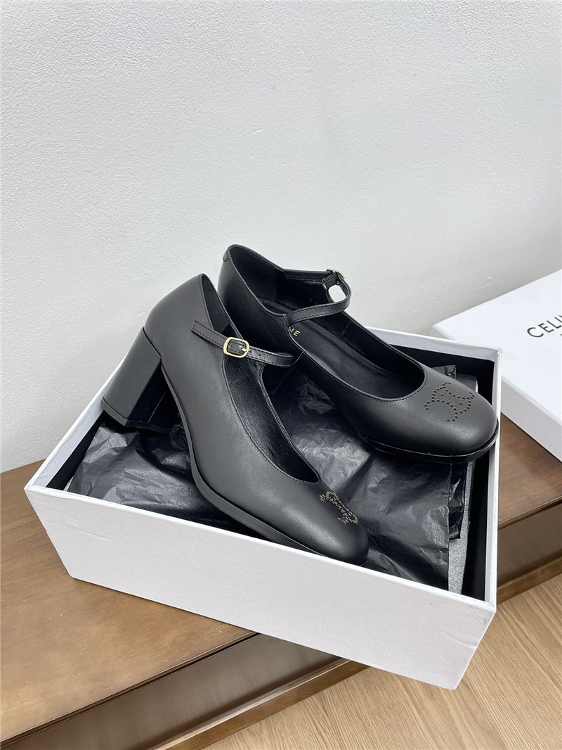 Ce1i*e mary jane black heels