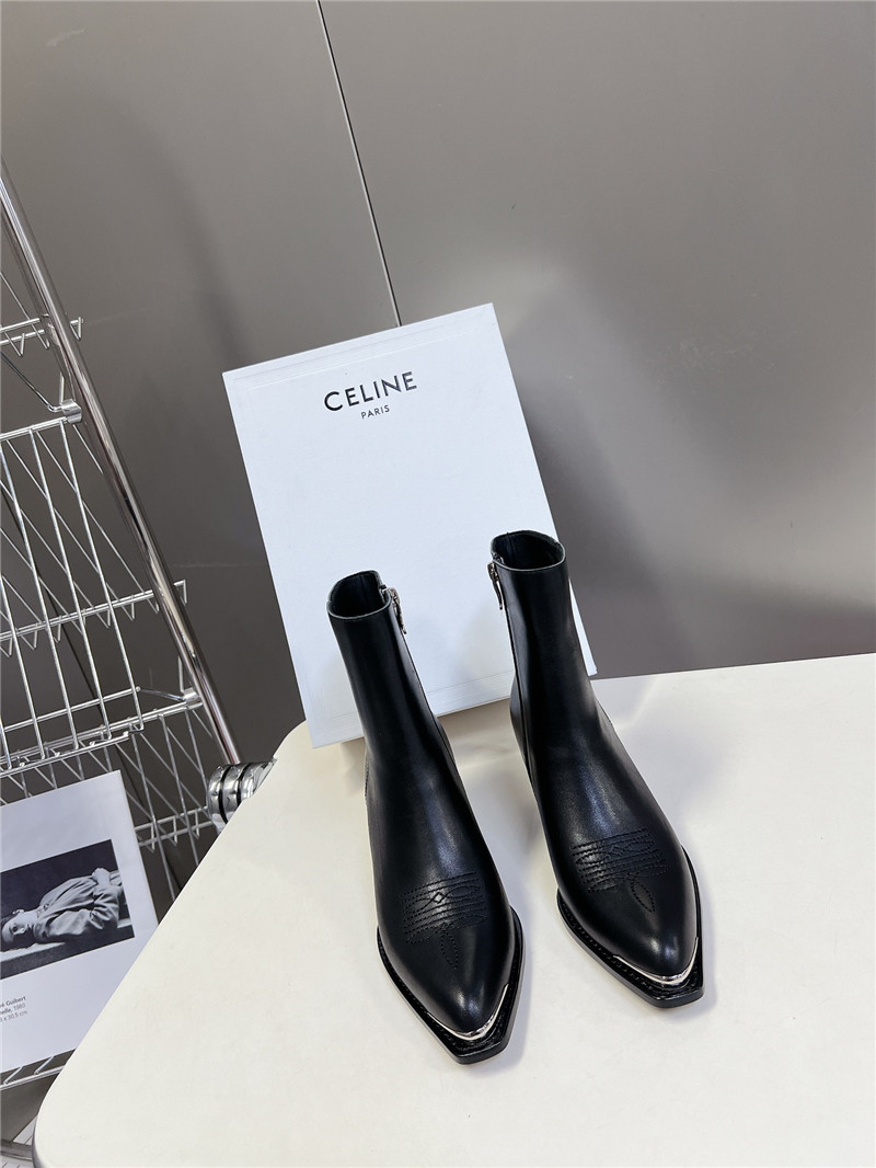 Ce1i*e black calfskin leather zipped western boots