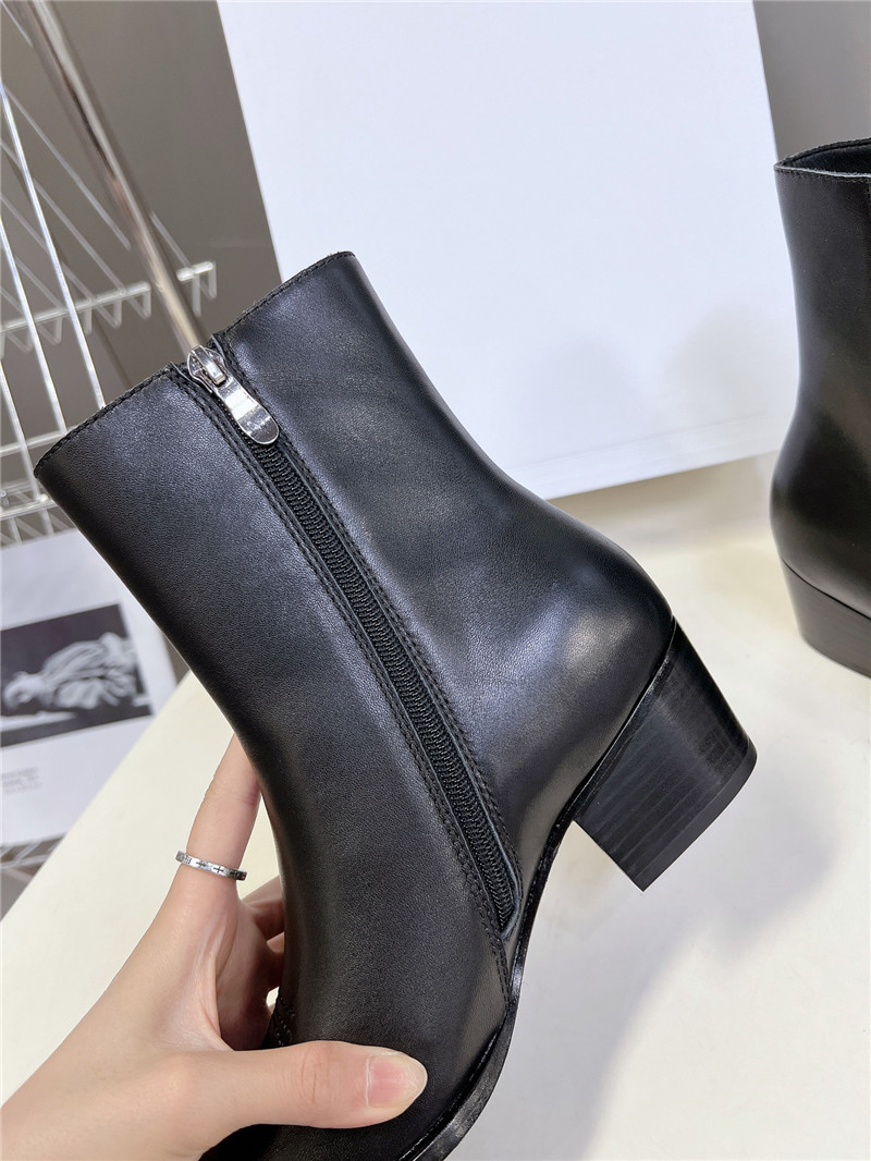 Ce1i*e black calfskin leather zipped western boots