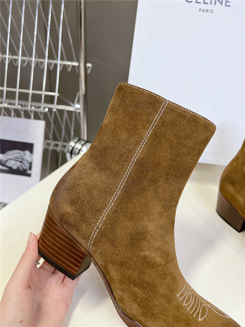 Ce1i*e brown suede western boots
