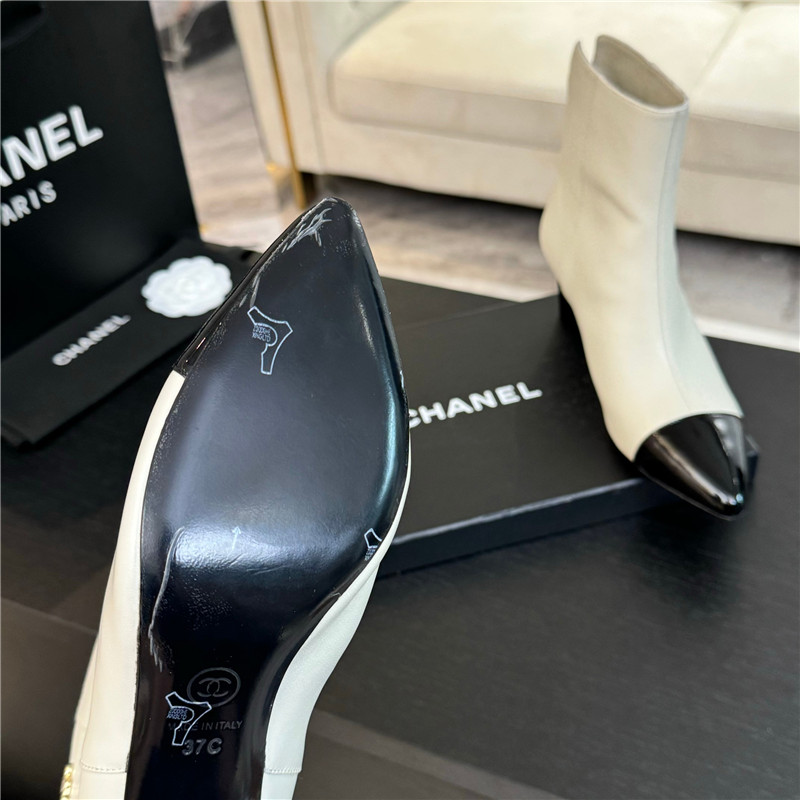 Ch**el white pointed heel ankle boots