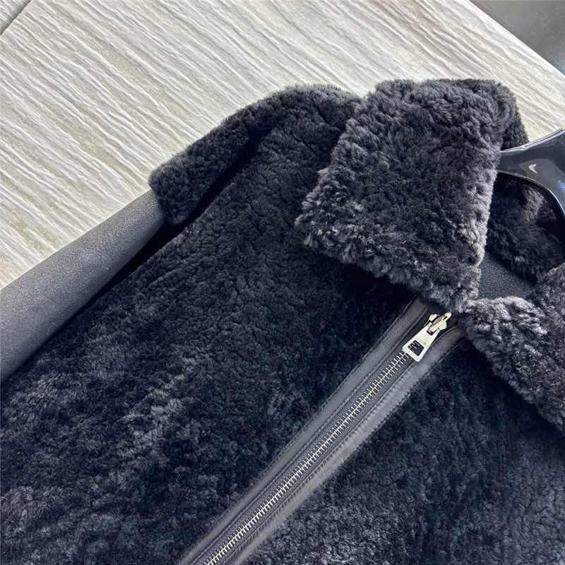 D10r fur coat