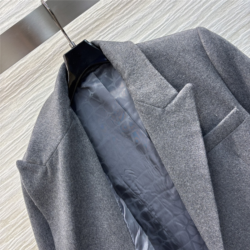 Va1e*ntin0 herringbone coat