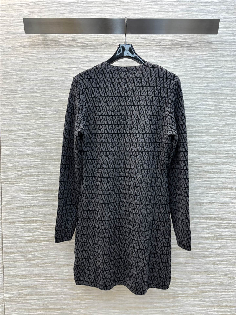 Va1e*ntin0 long sleeve knitted dress