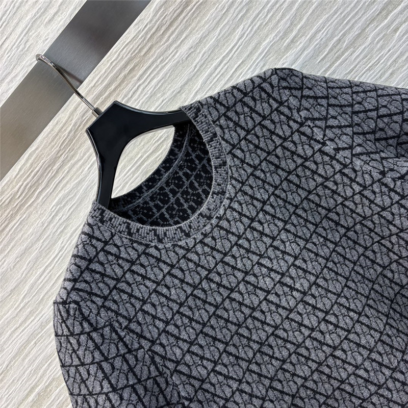 Va1e*ntin0 short sleeve knitted dress