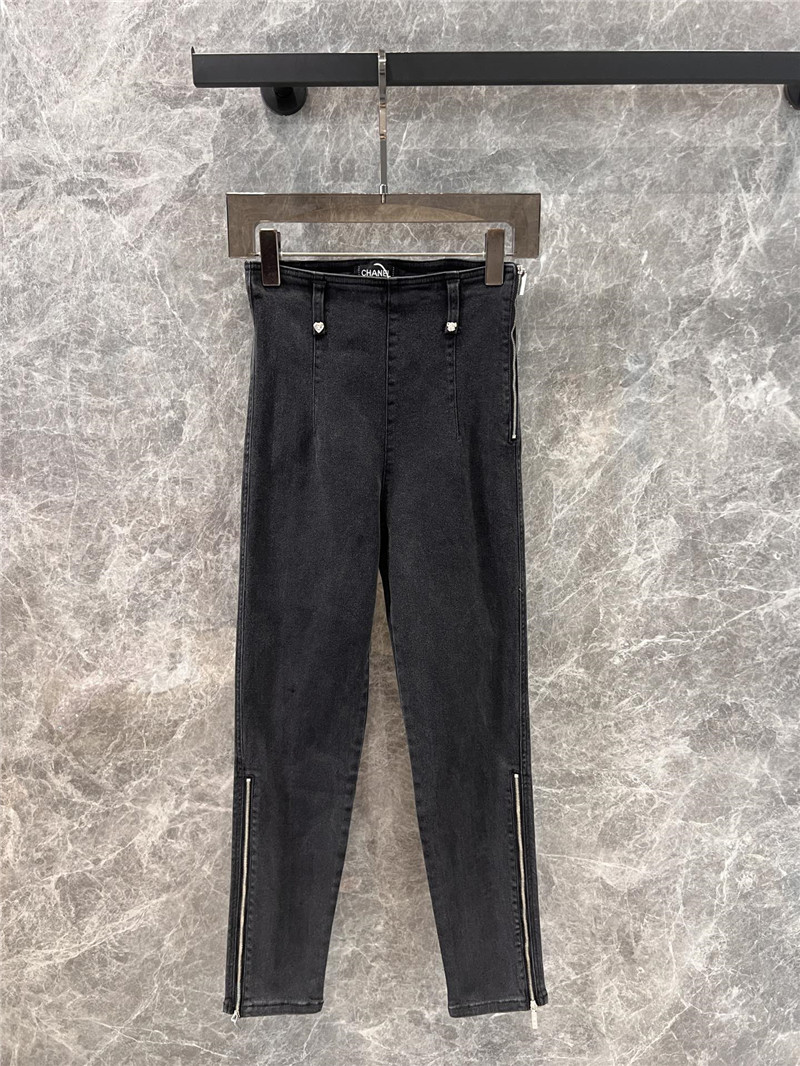 Ch**el side zip jeans
