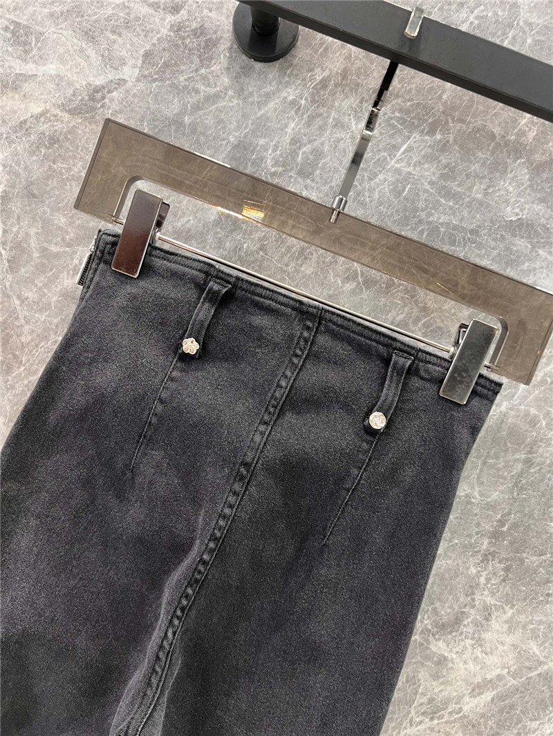 Ch**el side zip jeans