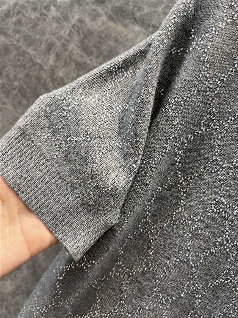Gvc*1 gg rhinestone jumper grey