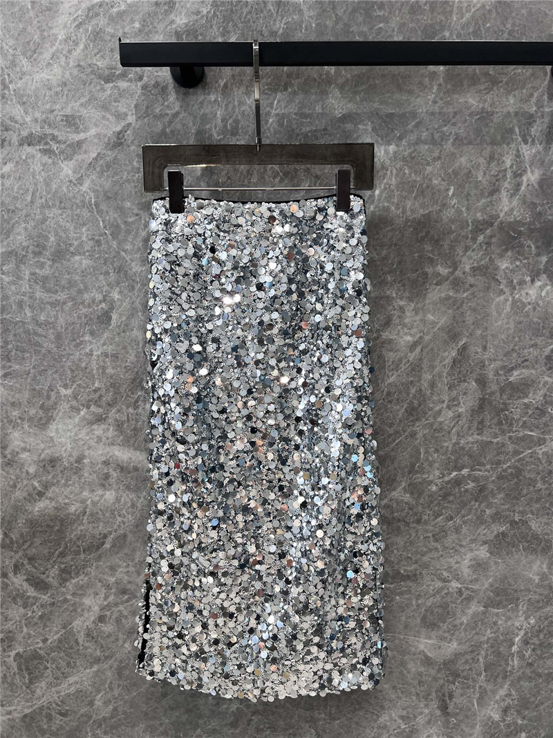 Y51 sequined skirt