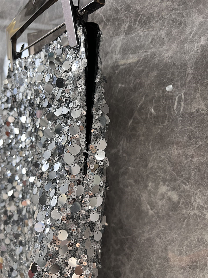 Y51 sequined skirt