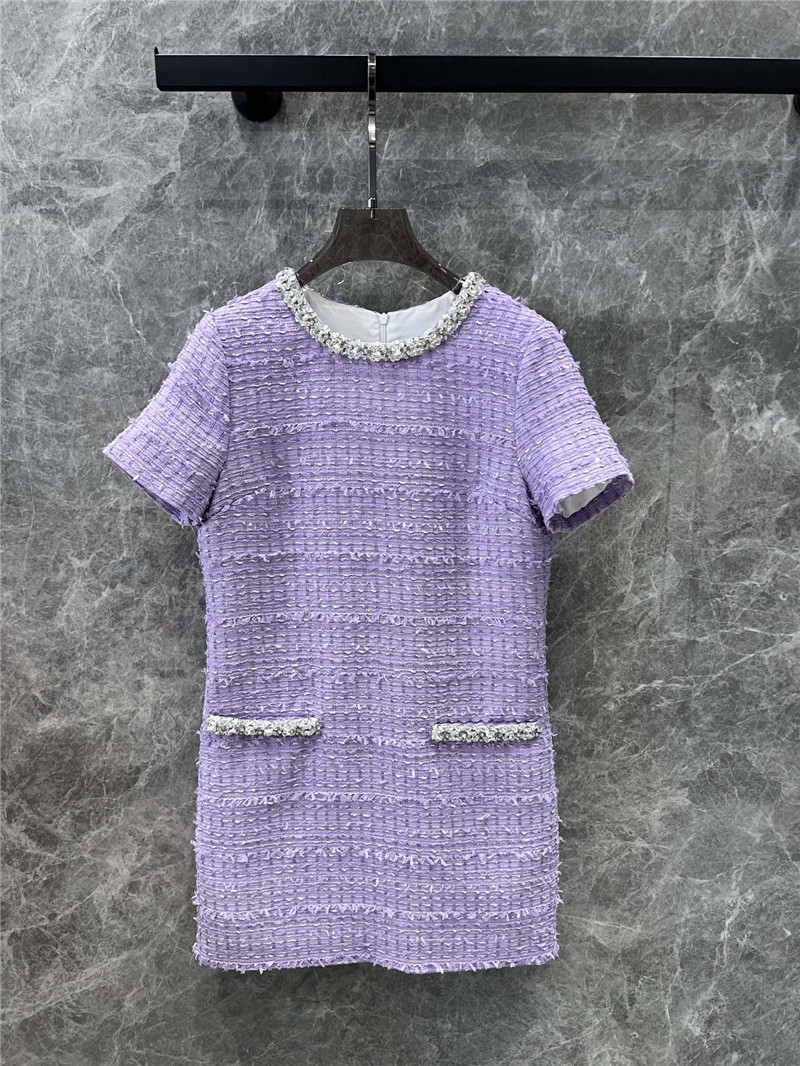 Ch**el woolen short sleeve dress