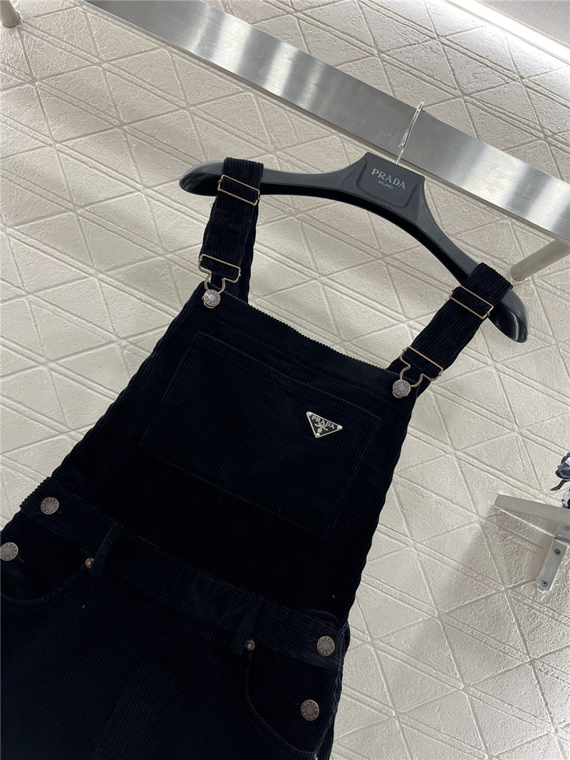 Pra*a corduroy overalls skirt