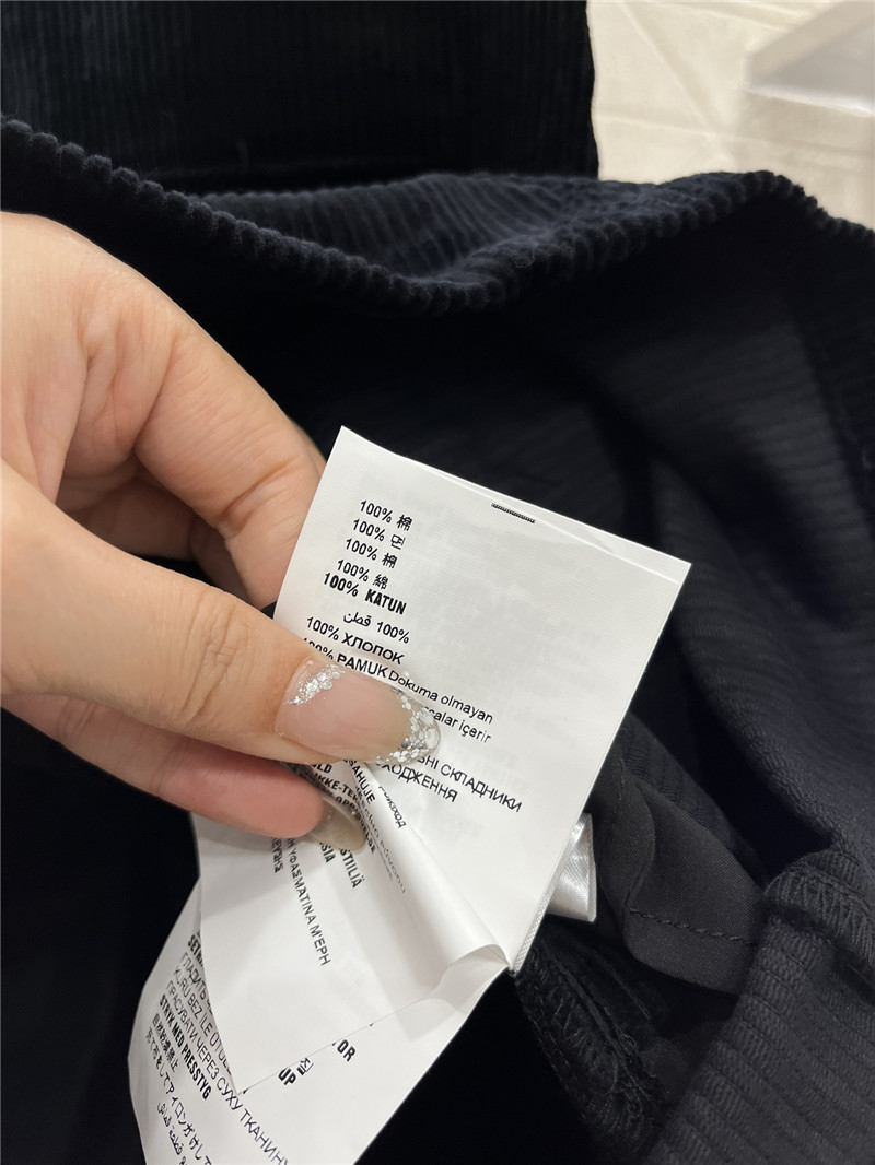 Pra*a corduroy overalls skirt