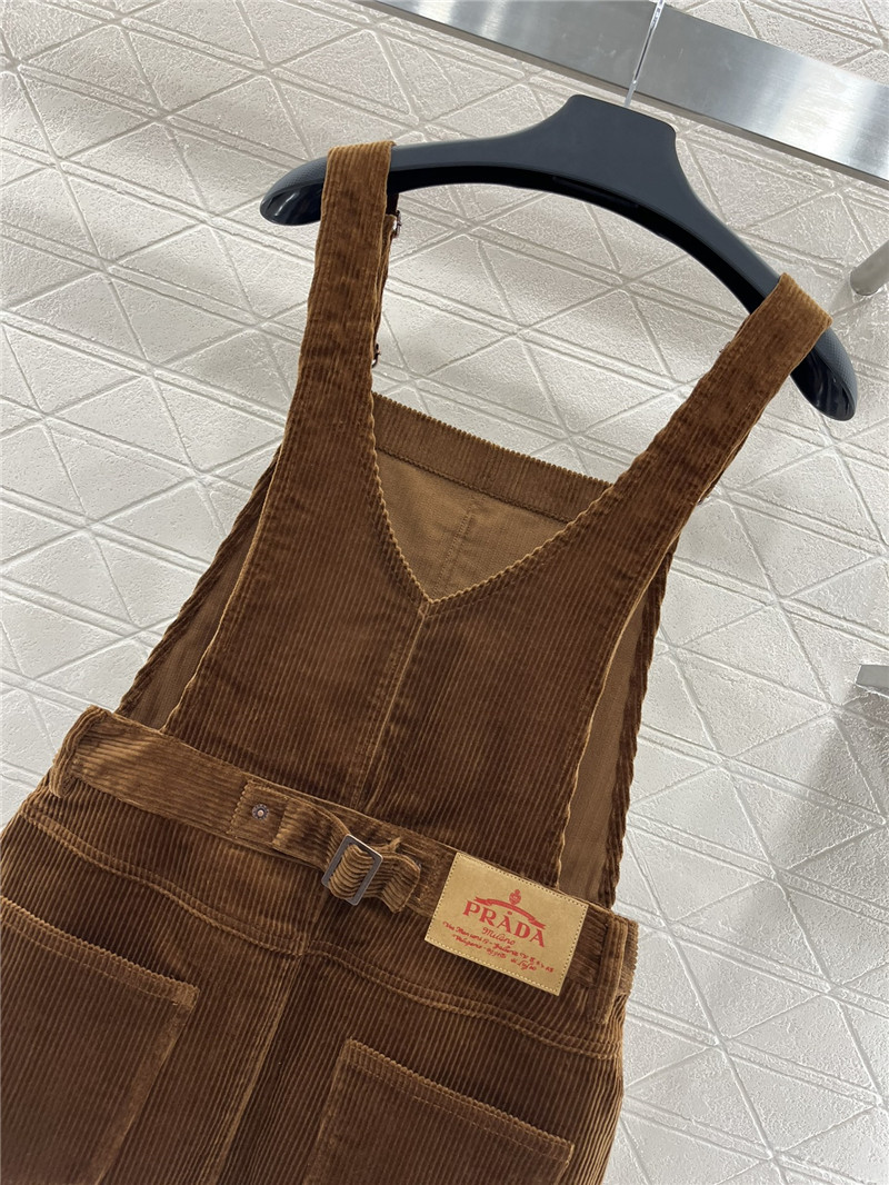 Pra*a corduroy overalls skirt