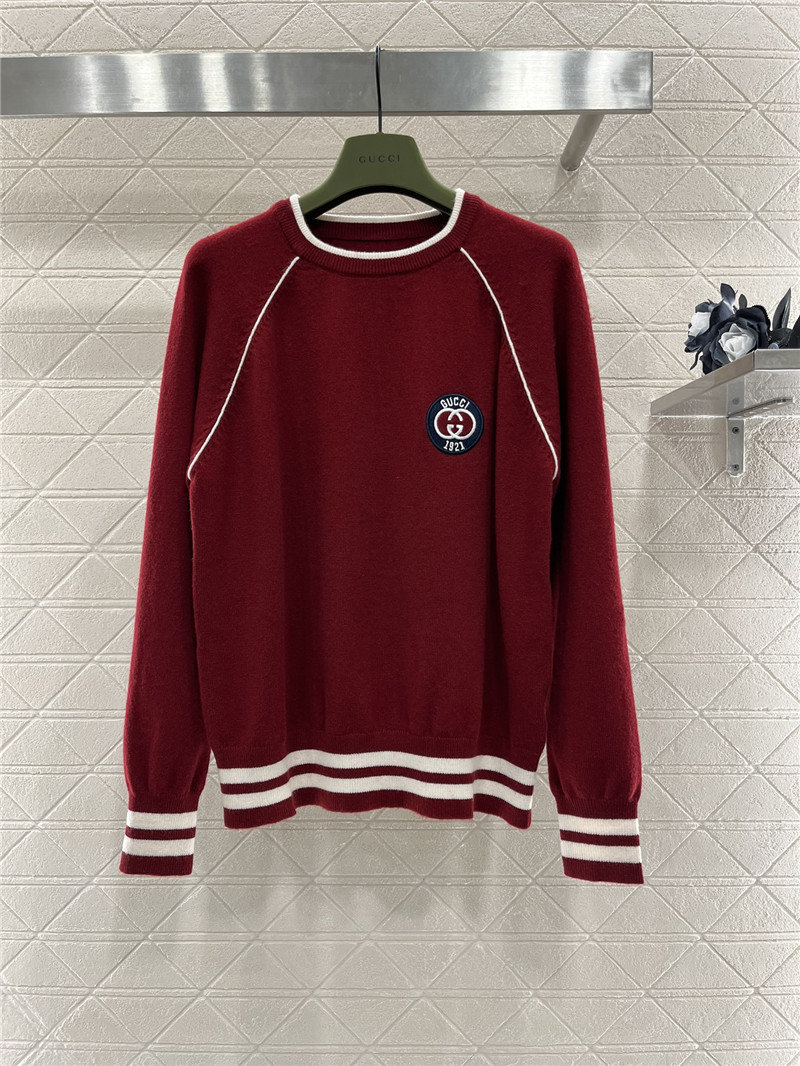 Gvc*1 burgundy wool sweater with interlocking g
