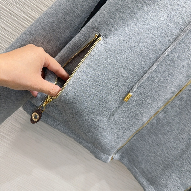 l0vis Vvtt0n lv casual sports suit