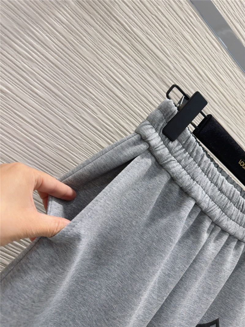 l0vis Vvtt0n lv casual sports suit