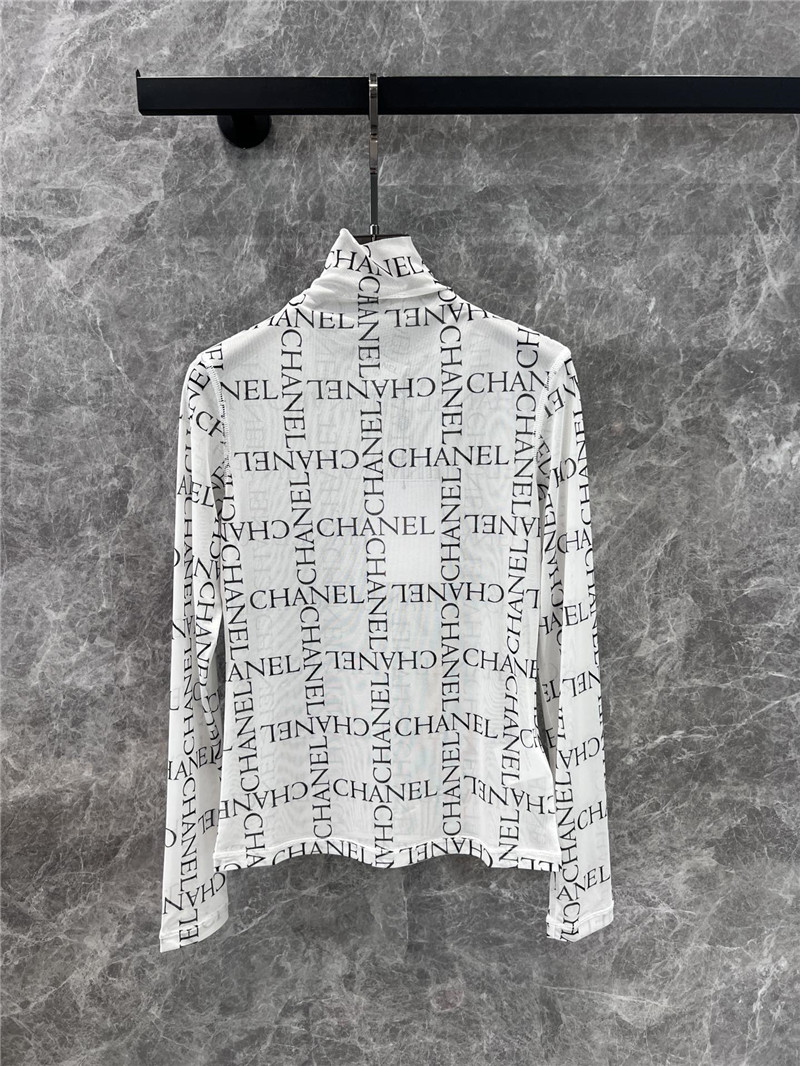 Ch**el bottoming pullover