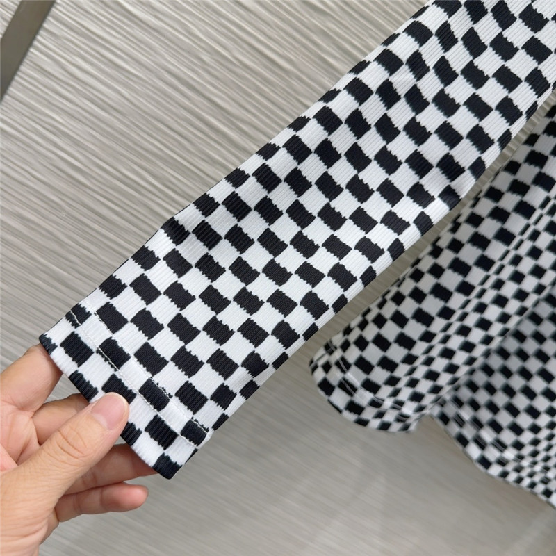 l0vis Vvtt0n lv checkerboard top