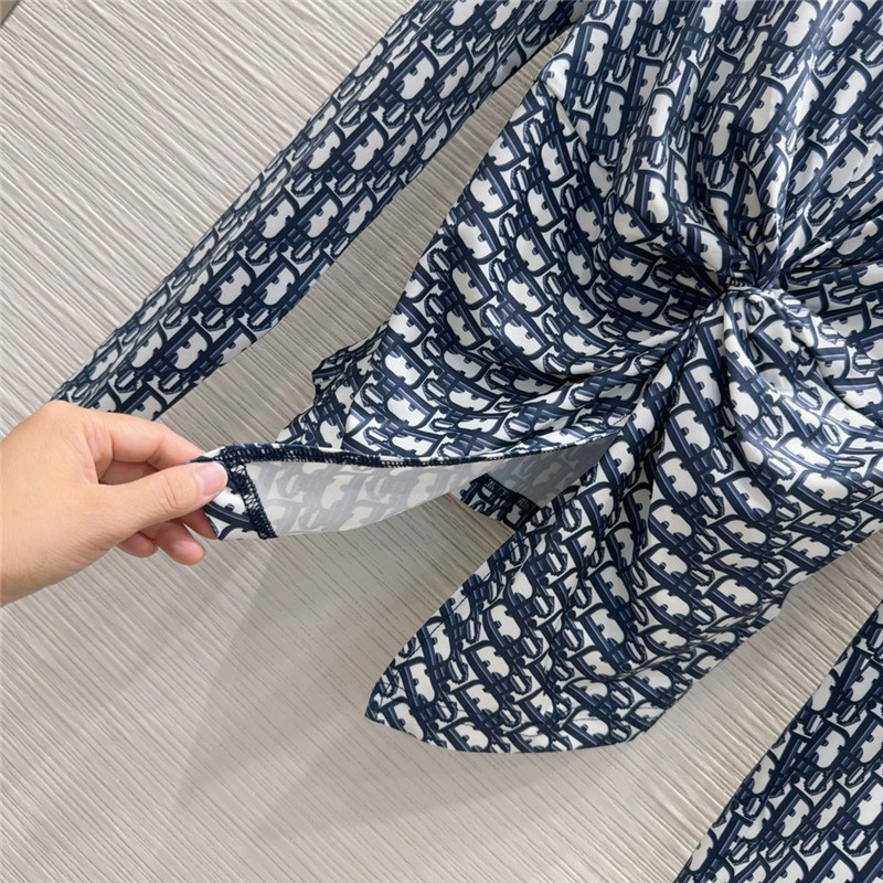 D10r slit bottoming shirt