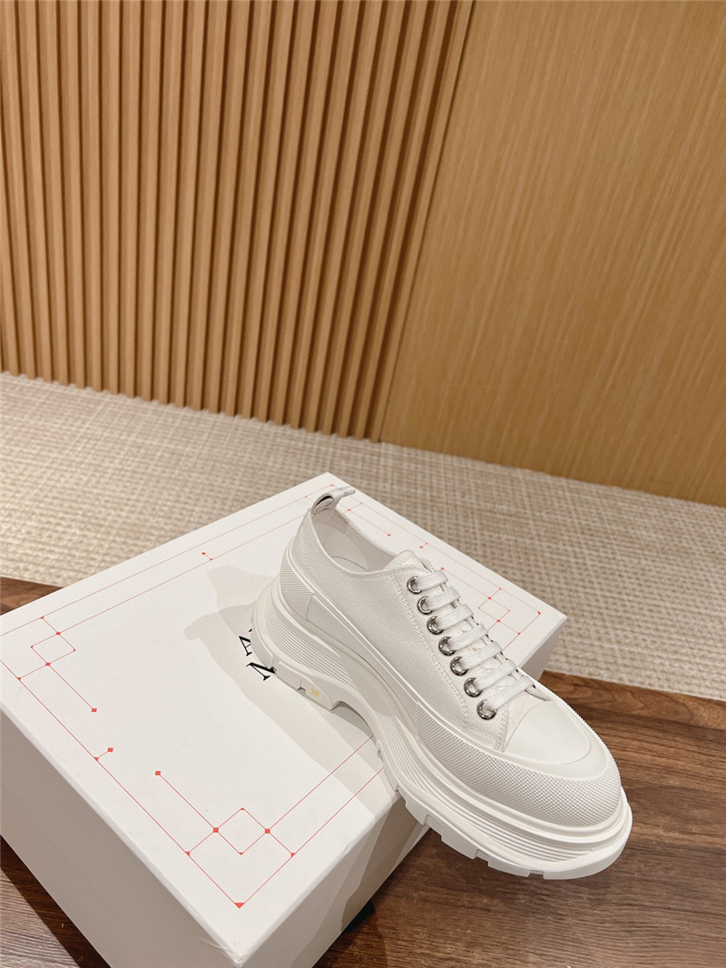 a1exa*der Mcqv*en white tread slick low top sneakers