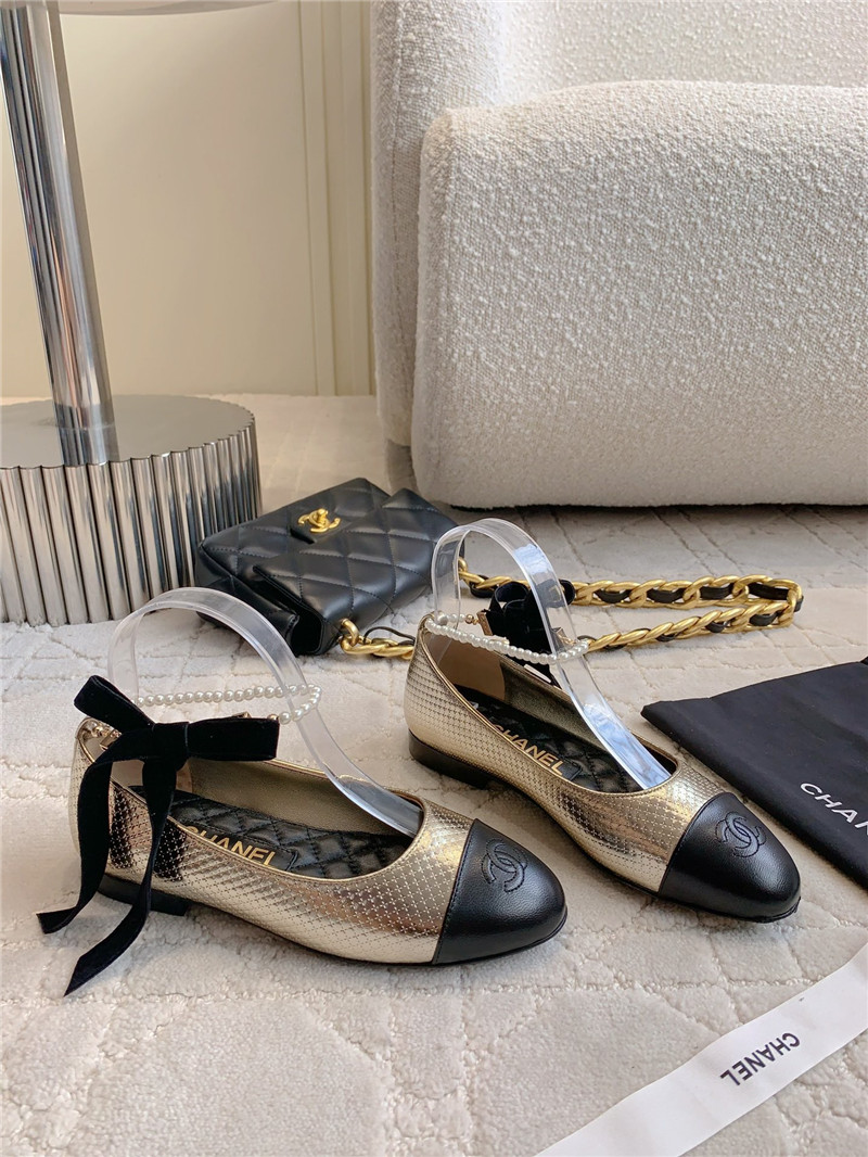 Ch**el mary janes gold/black anklet flats